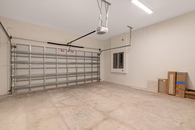 Building Photo - 13130 Addilyn Ct