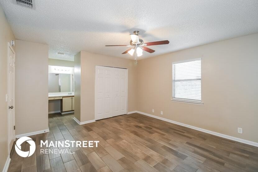 Building Photo - 10838 Naples Ct S