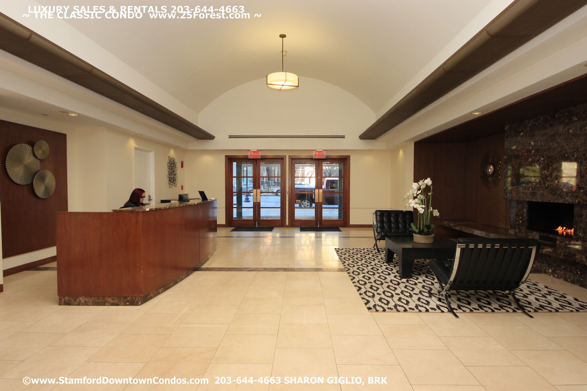 Concierge 24hours/7 Days a Week - 25 Forest St