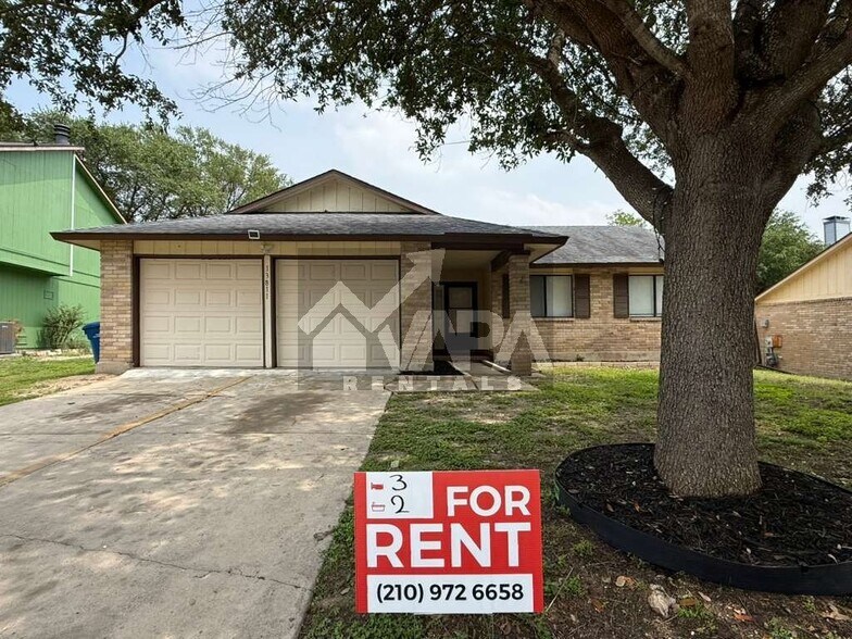 Building Photo - 13811 Flairwood St