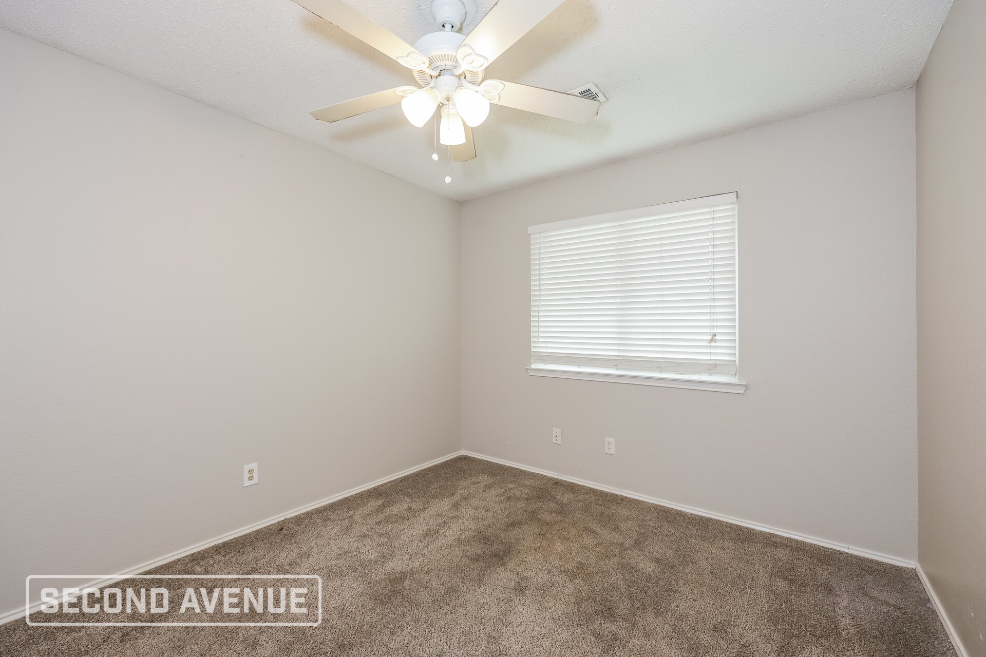 Building Photo - 6738 Silver Sage Dr