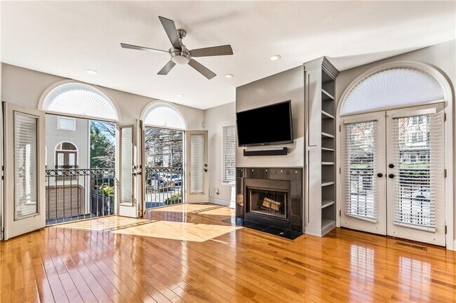 Building Photo - 841 Piedmont Ave NE