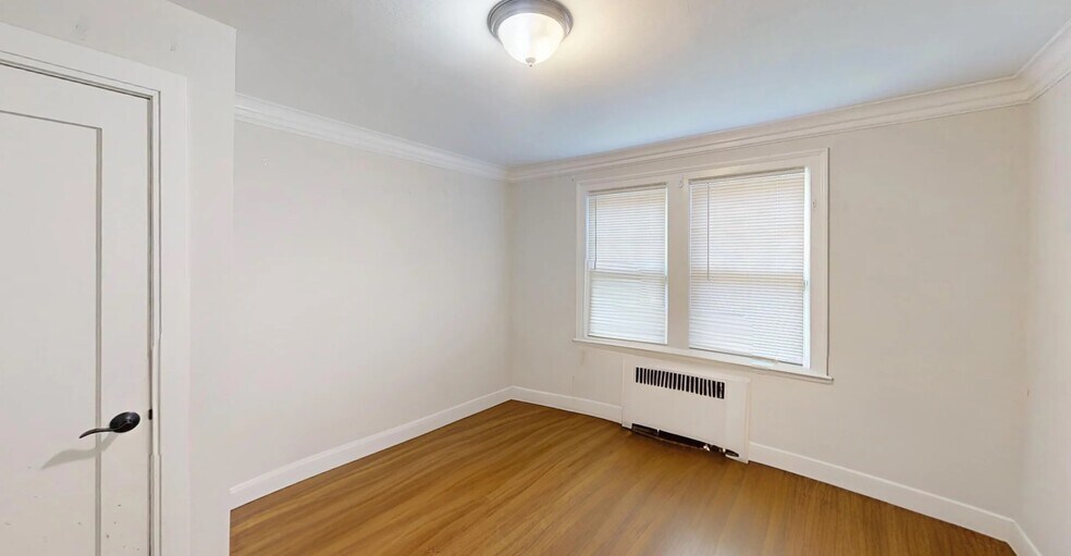 Building Photo - 25 Greycliff Rd
