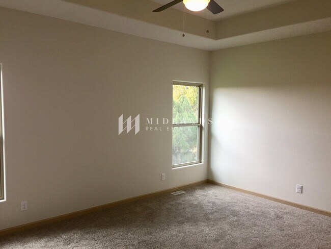 Building Photo - New Rambleridge Ranch