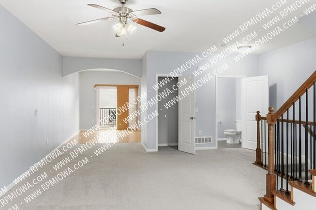 Building Photo - 9140 Greenspire Dr