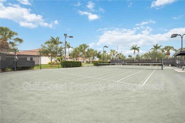 Building Photo - 10485 Crooked Crk Dr