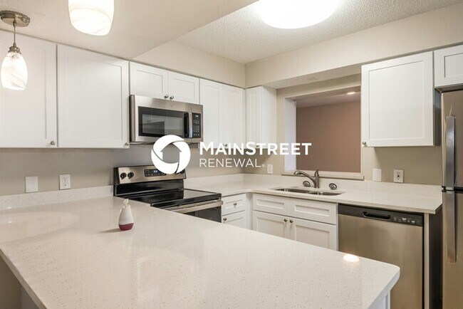 Building Photo - 3 Bedroom Pet-Friendly Home in VENICE, FL with Main Street Renewal
