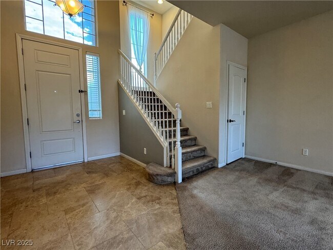 Building Photo - 8278 Apple Barn Ave