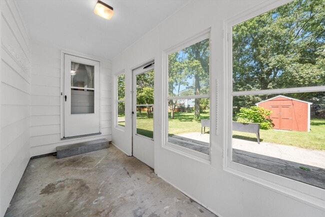 Building Photo - 249 W Nebraska St