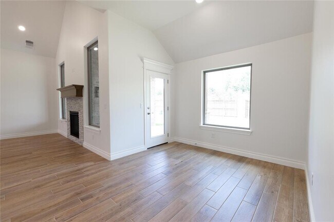 Building Photo - 12425 SW 30th St