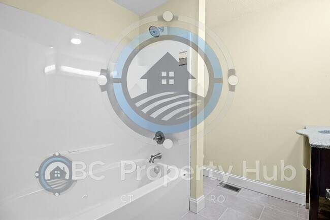 Building Photo - 97 Blakley Subdivision Rd