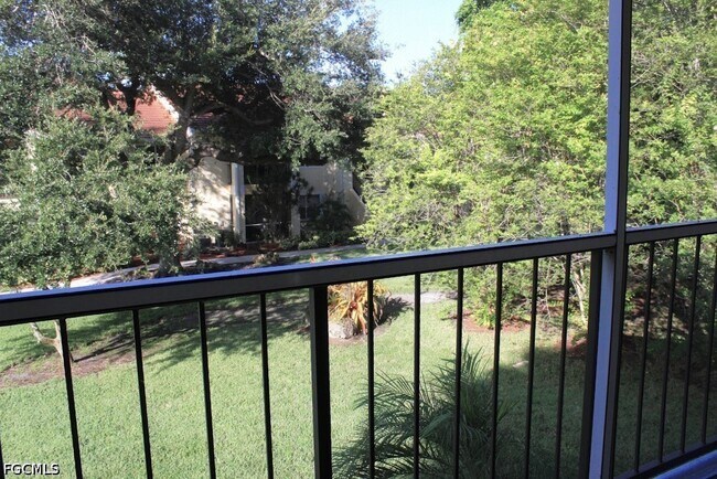 Building Photo - 12550 Equestrian Cir