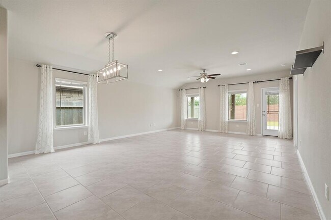 Building Photo - 21047 Warrender Terrace Ln