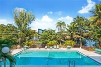 Building Photo - 8775 Park Blvd