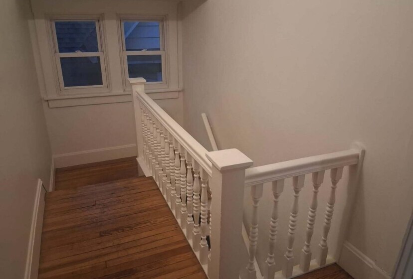 Building Photo - 251 N Main St