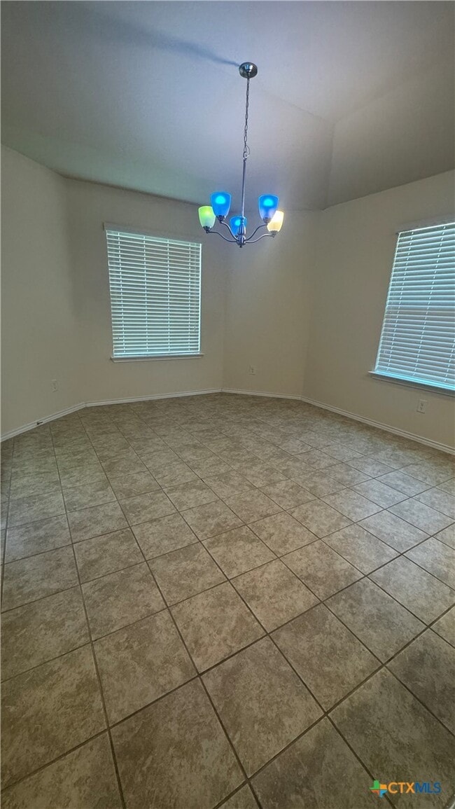 Building Photo - 5305 Fenton Ln