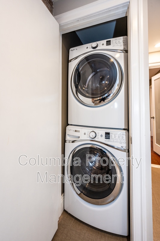 Building Photo - 1219 Q St NW