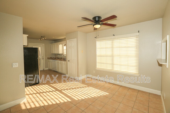 Building Photo - 50 Cheryl Cir