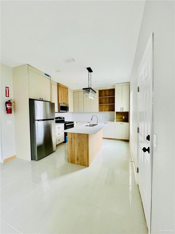 Building Photo - 23 Heron Ave