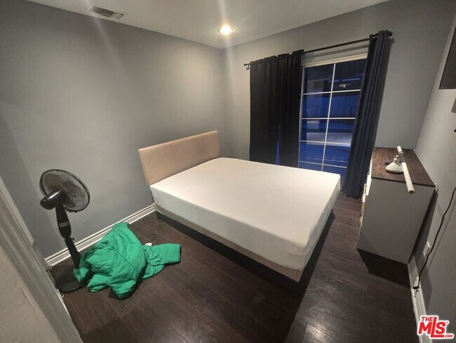 Building Photo - 19150 Topham St