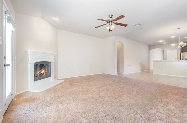 Building Photo - 9012 Cross Oak Ranch Blvd
