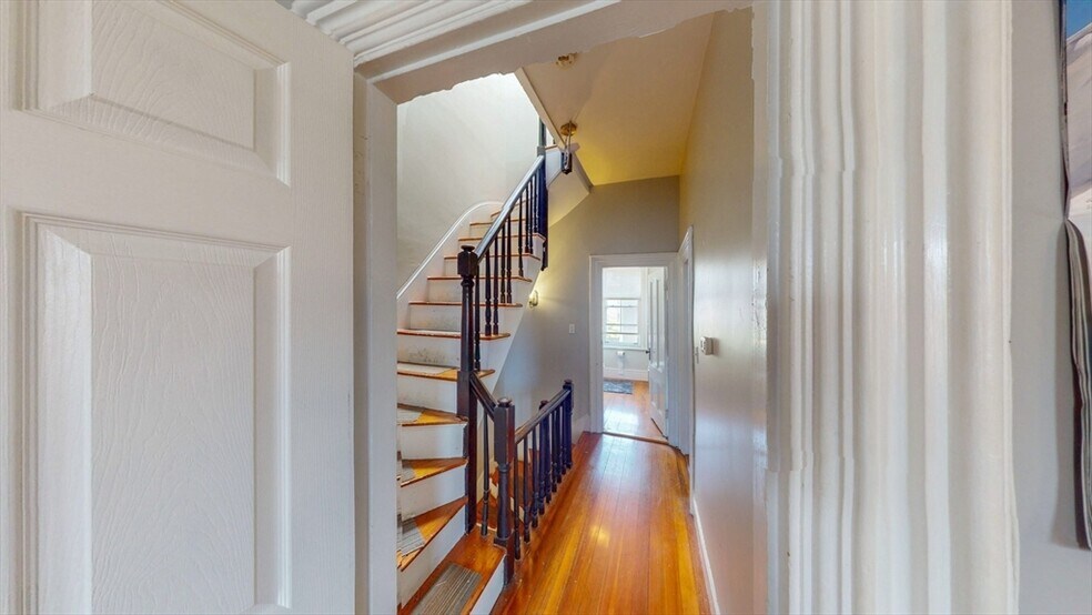 Building Photo - 58 P St