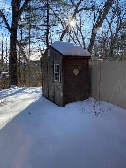 Building Photo - 20 Juniper Ln