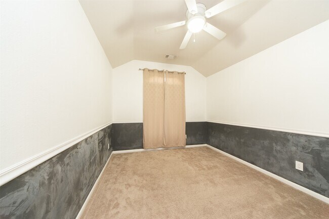 Building Photo - 3114 Glenwood Dr