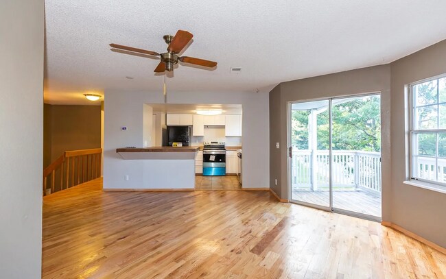 Building Photo - 12513 E Pacific Cir