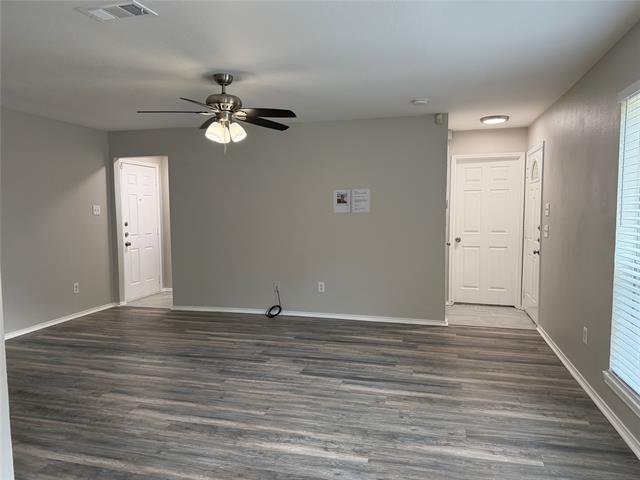 Building Photo - 12905 Kleberg Rd
