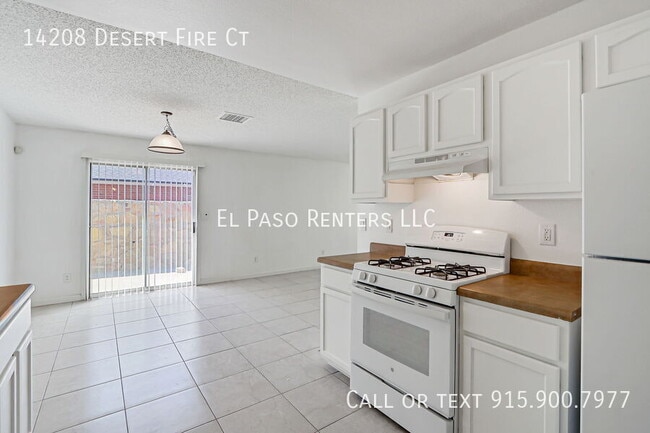 Building Photo - 14208 Desert Fire Ct