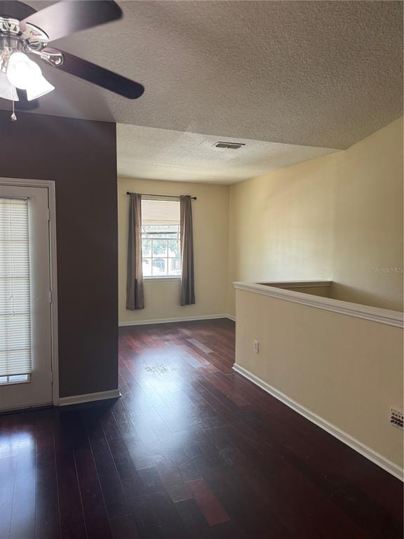 Building Photo - 14214 Fredricksburg Dr