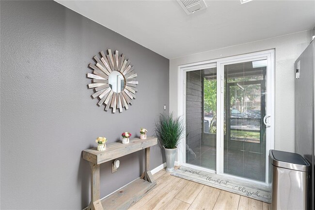 Building Photo - 2304 Fletchers Point Cir