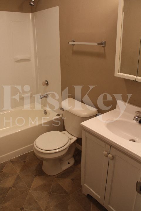 Building Photo - 2923 Grassy Creek Dr