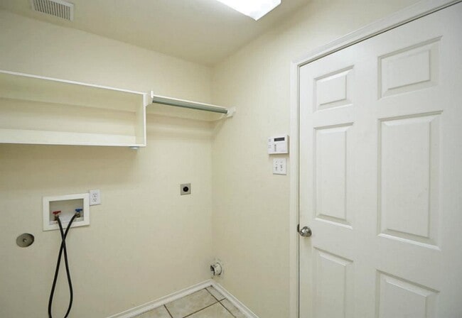 Building Photo - 19715 Diamond Hills Ln