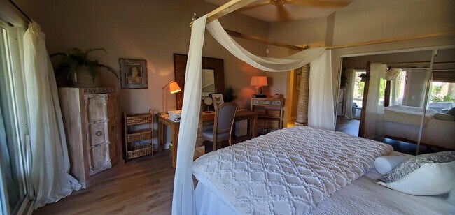 Building Photo - 82570 Delano Dr