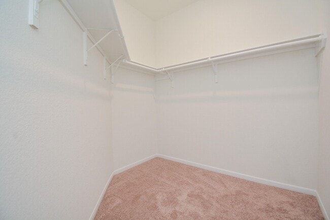 Building Photo - 17327 Rock Willow Ln