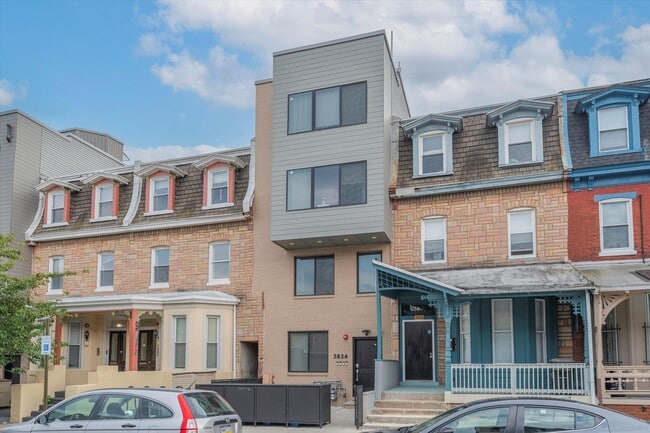 Building Photo - 3834 Baring St