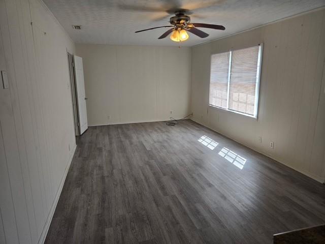 Building Photo - 400 S Sage Ave