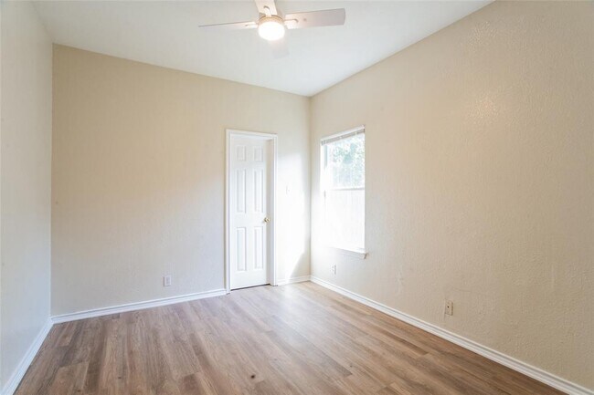 Building Photo - 1705 Constantino Cir
