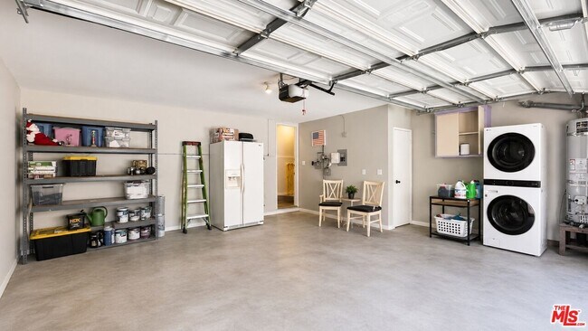 Building Photo - 14714 S Budlong Ave