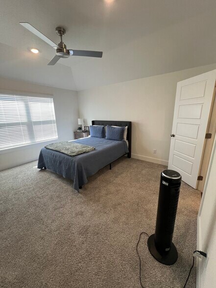 Building Photo - 258 Fawn Ridge Dr