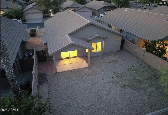 Building Photo - 31111 N Claridge Cir