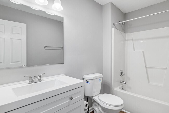 Building Photo - 2809 Keeler St