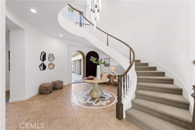 Building Photo - 111 Great Oak