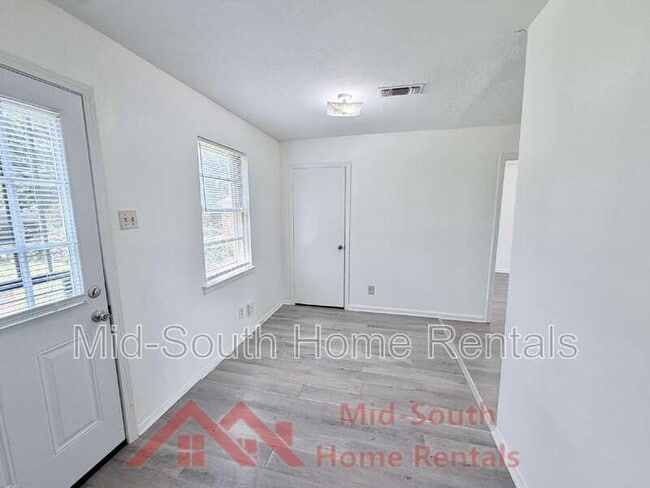 Building Photo - 5057 Gill Rd