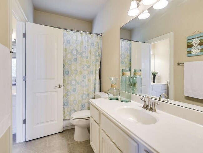 Building Photo - 207 Crosswind Ct