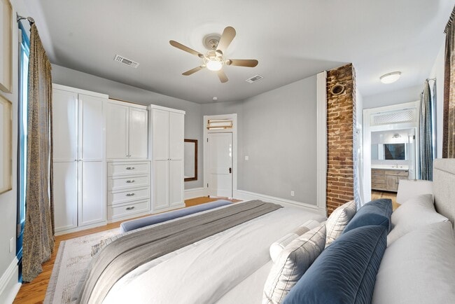 Building Photo - 1818 Decatur St