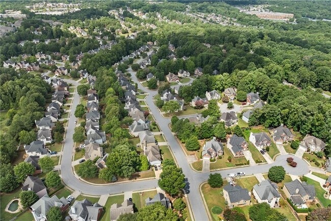 Building Photo - 2878 Calhoun Square