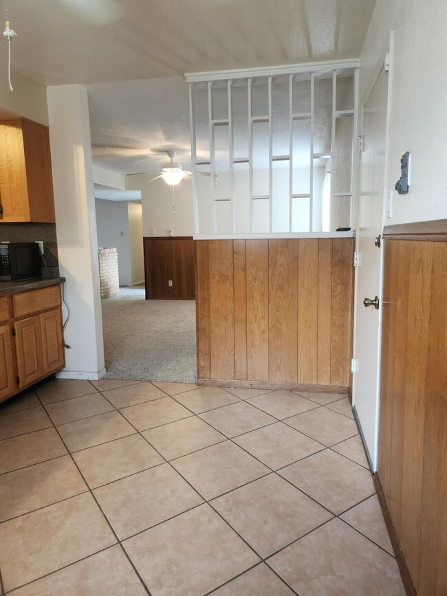 Building Photo - 8509 Bellehaven Pl NE